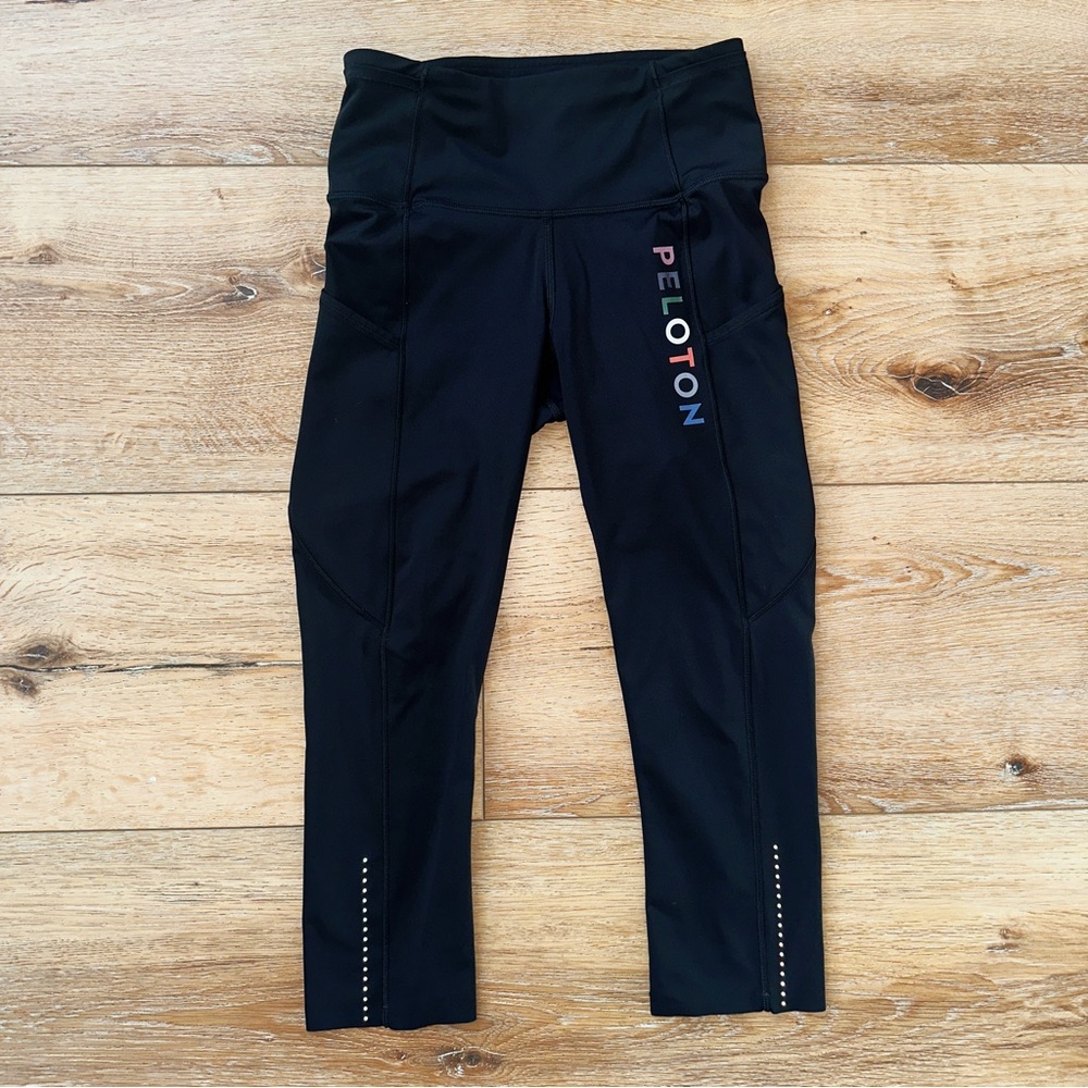 Lululemon Peloton Capri Leggings
